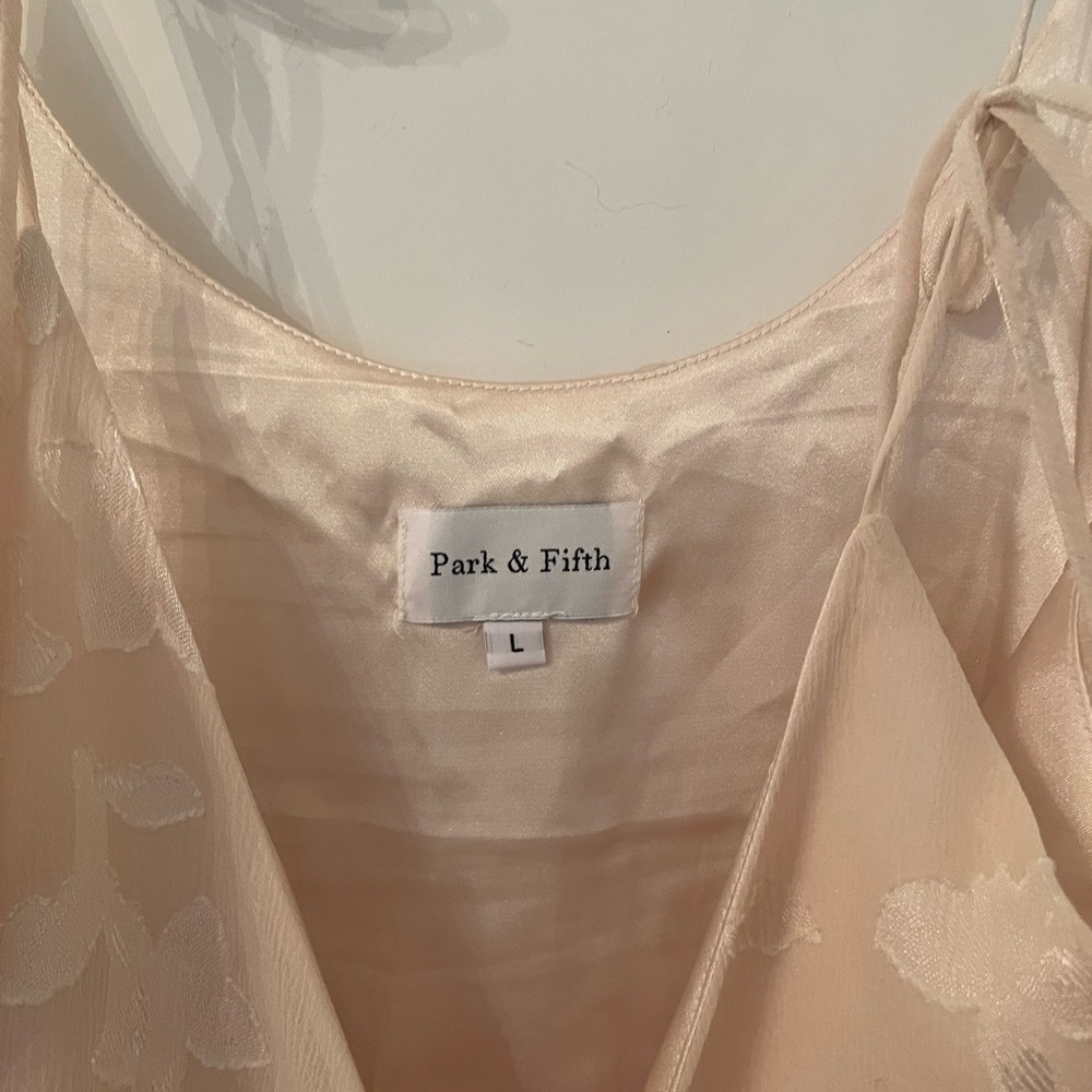 Park & Fifth Cream Floral Midi Dress - Picture 3 of 3